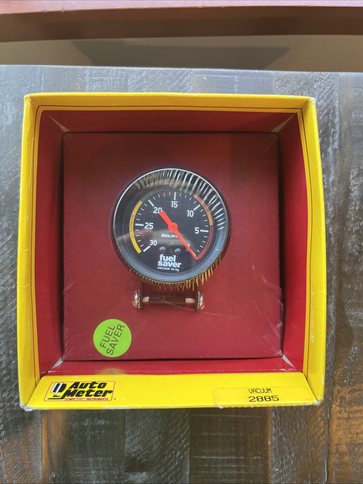 Auto Meter 2885 Engine Vacuum Gauge 2-5/8” Black Analog NOS