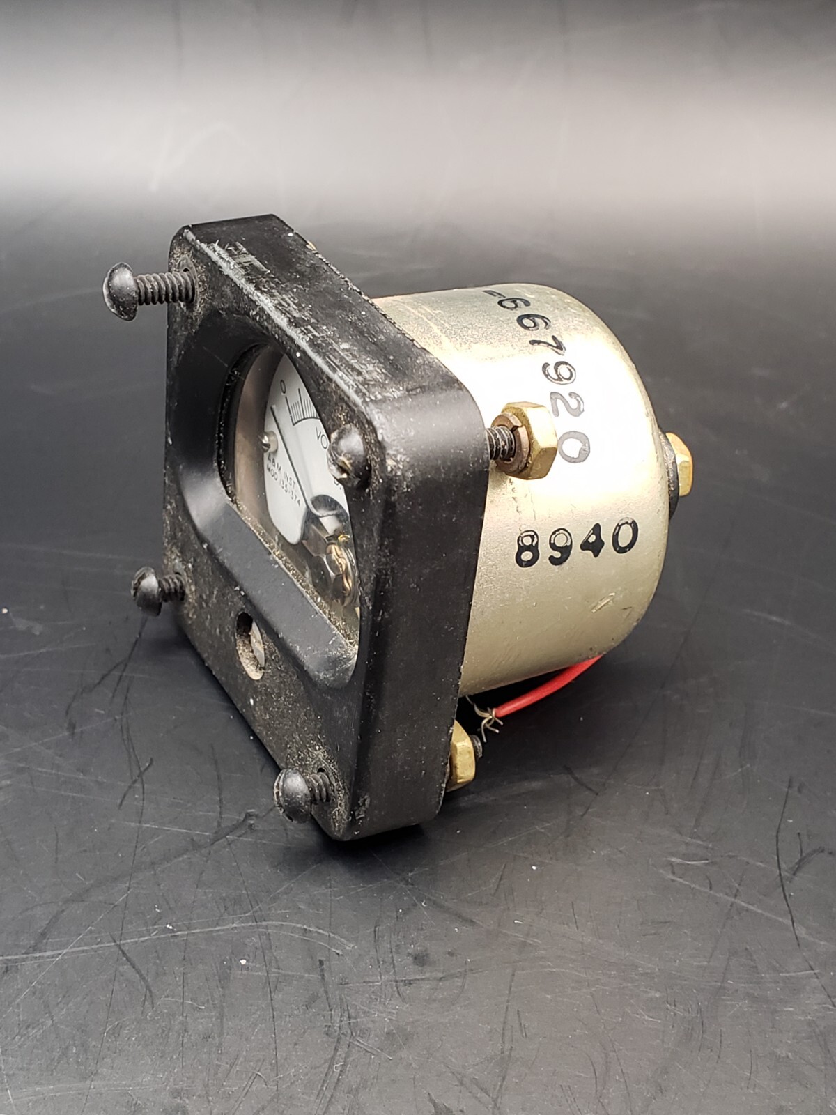 A&M Inst Gauge Mod. 135 – 374 Volts Amps DC 1 3/4″ x 1 3/4″ Untested