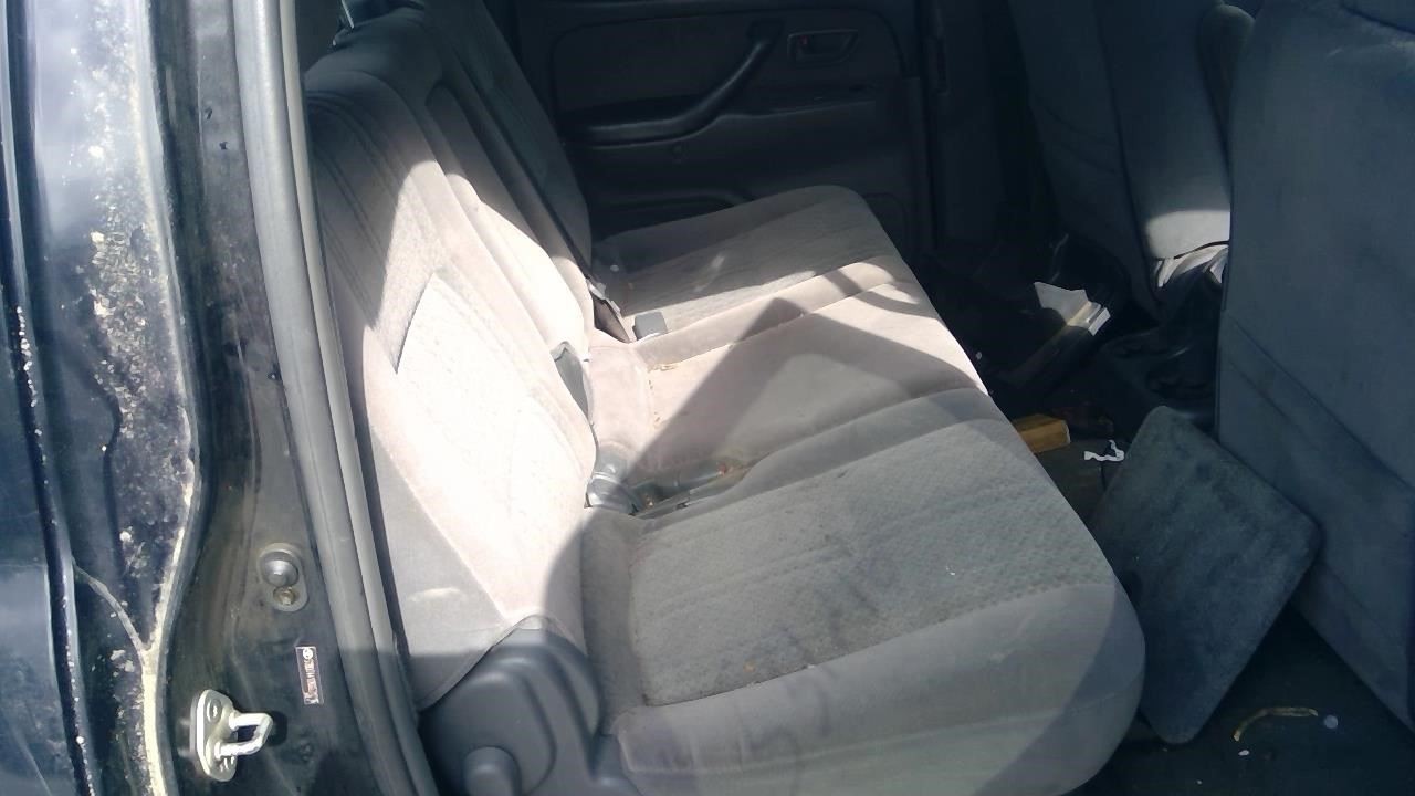 Speedometer Cluster MPH 8 Cylinder With Tachometer Fits 05-06 TUNDRA 738364