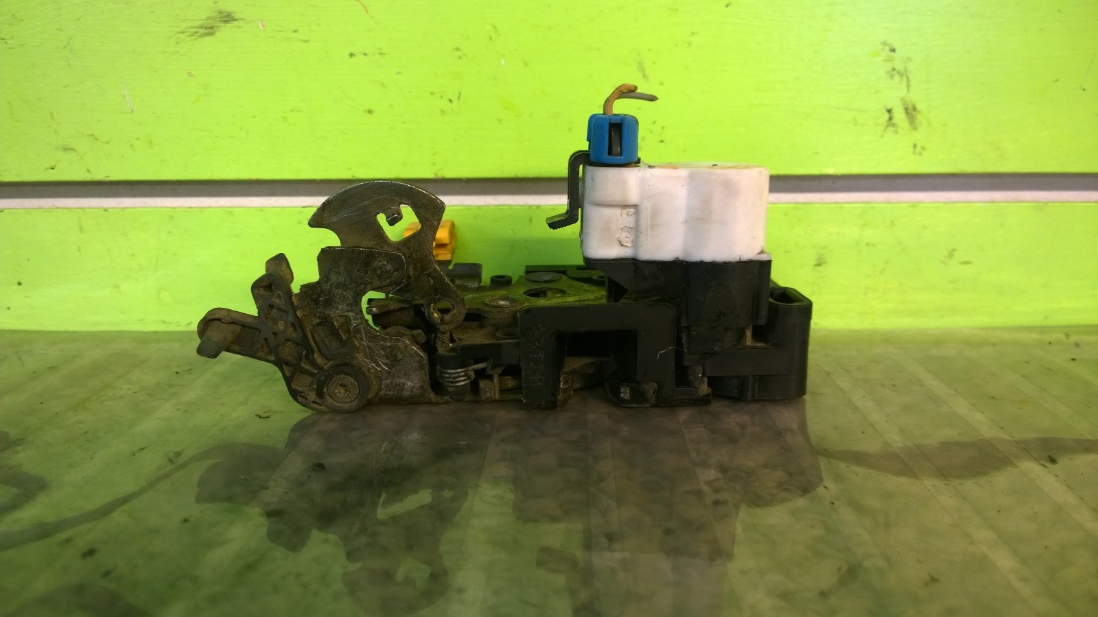 99-05 PONTIAC GRAND AM PASSENGER RIGHT REAR DOOR LOCK LATCH ACTUATOR OEM 1332-5