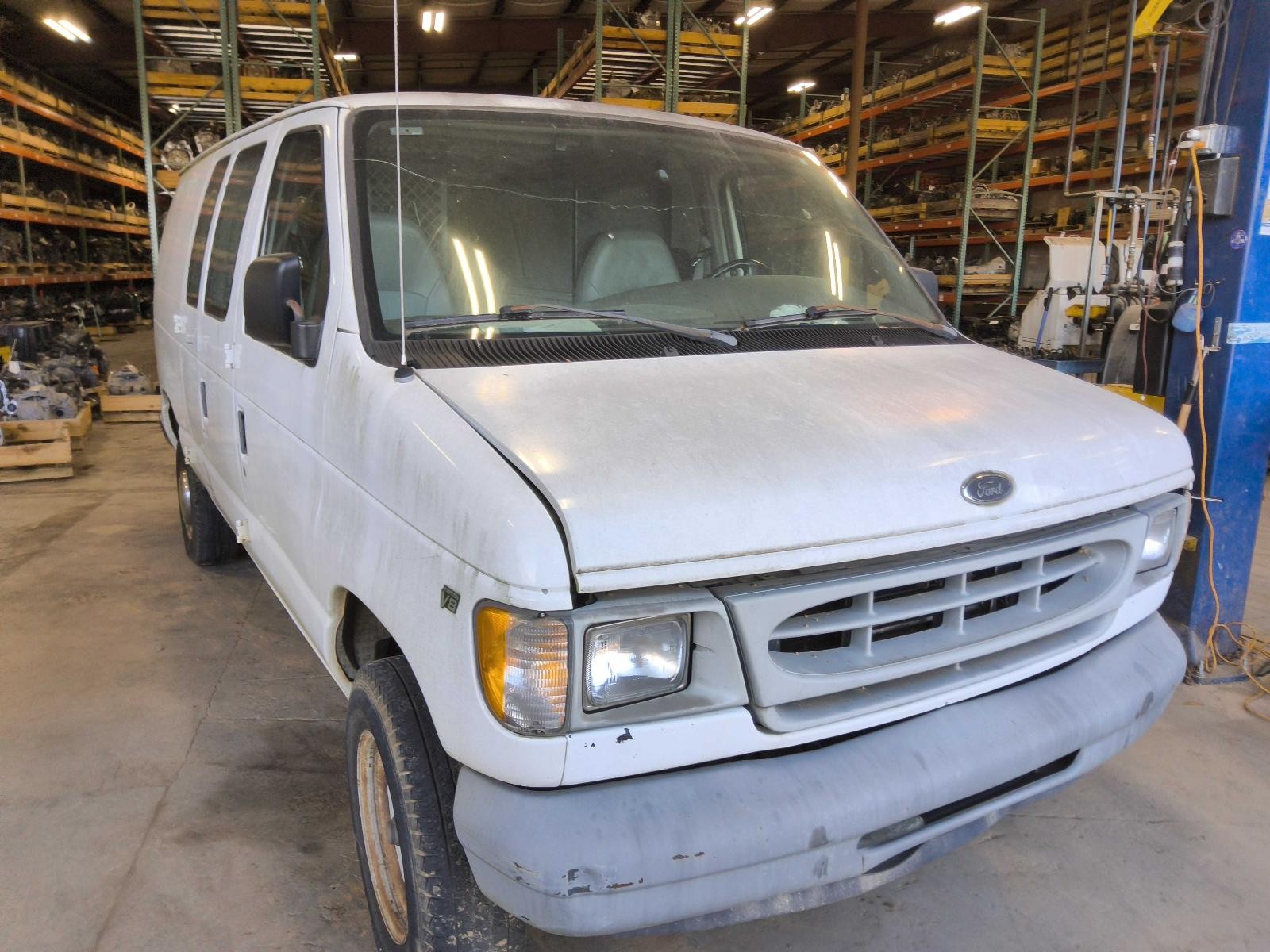 Used Speedometer Gauge fits: 2000 Ford E250 VAN cluster MPH gasoline Regular Van