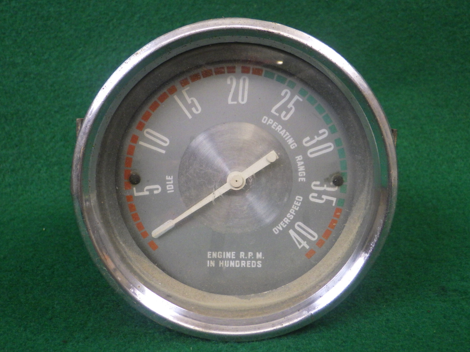 Vintage Ford big truck mechanical tachometer N,C,F Series? 1960s 4000 rpm