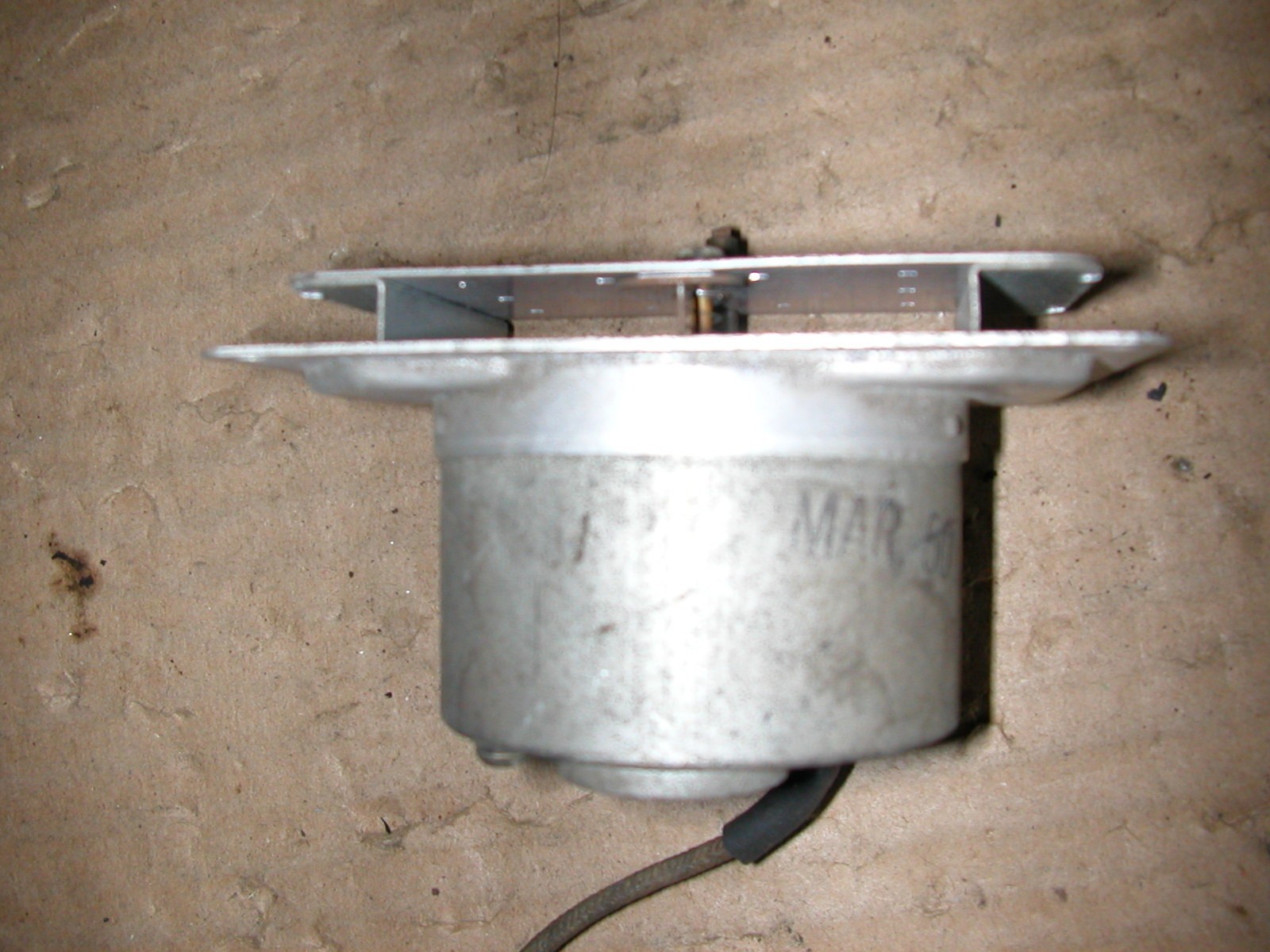 VINTAGE AUTO DASHBOARD CLOCK – 1950’S? FOR PARTS OR RESTORATION
