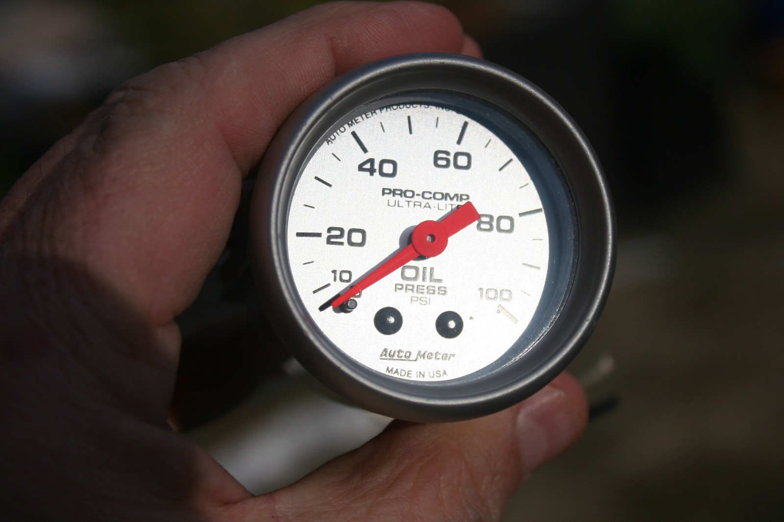 AutoMeter Pro-Comp Ultra-Lite 2 1/16″ 100 lbs Oil Pressure Gauge – 4321 – K
