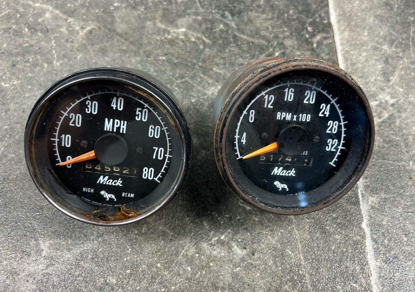 Mack Truck Speedometer (823426) & Tachometer (823436) Stewart Warner