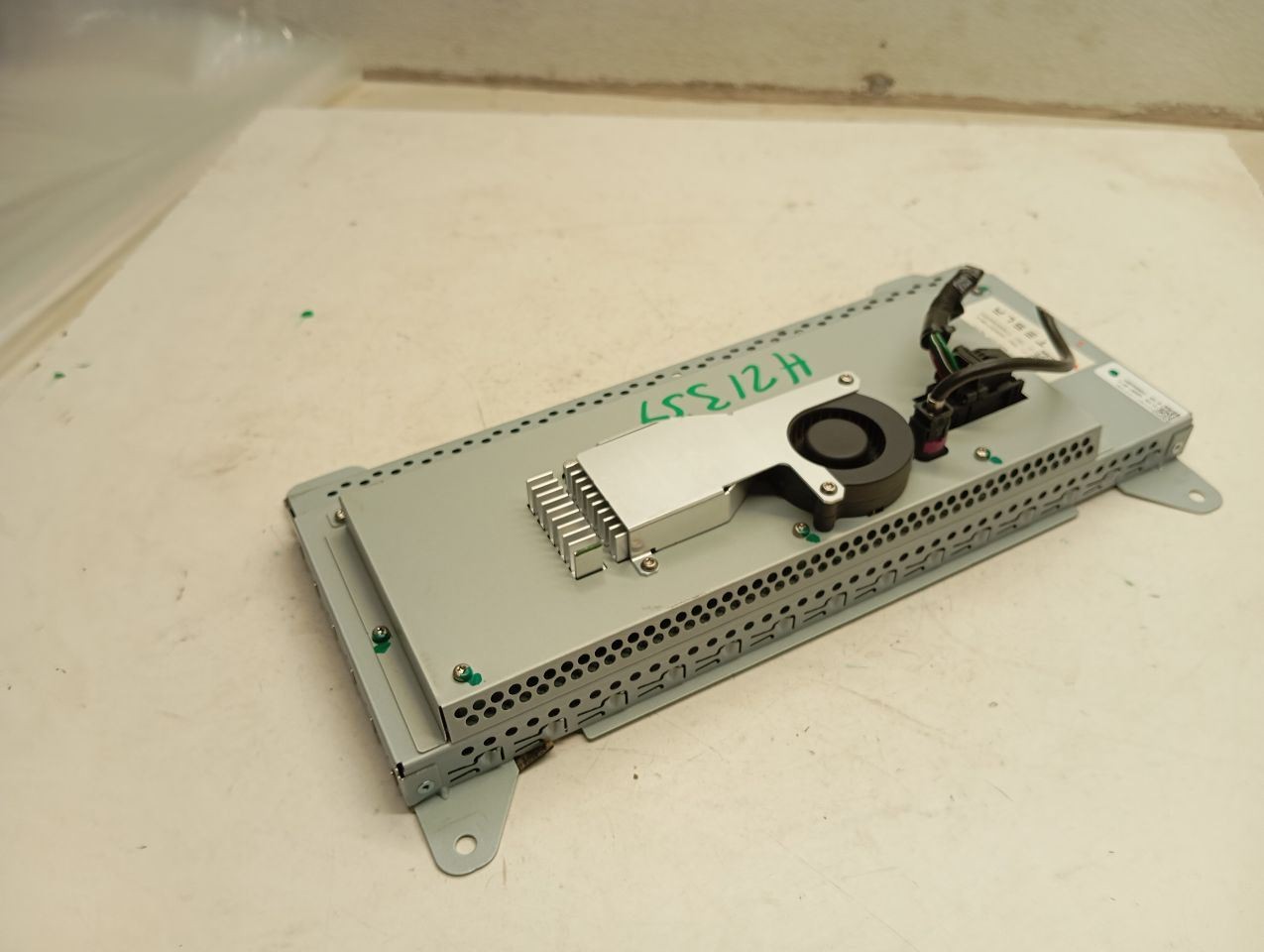 TESLA S 2014 Speedometer 4205566