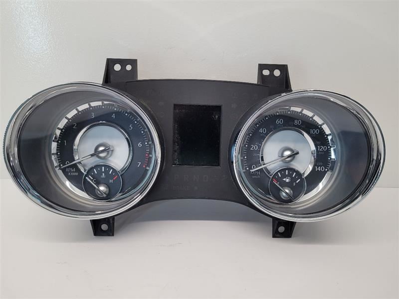 2011 11 CHRYSLER 300 Speedometer Cluster 140 MPH 68037330AF