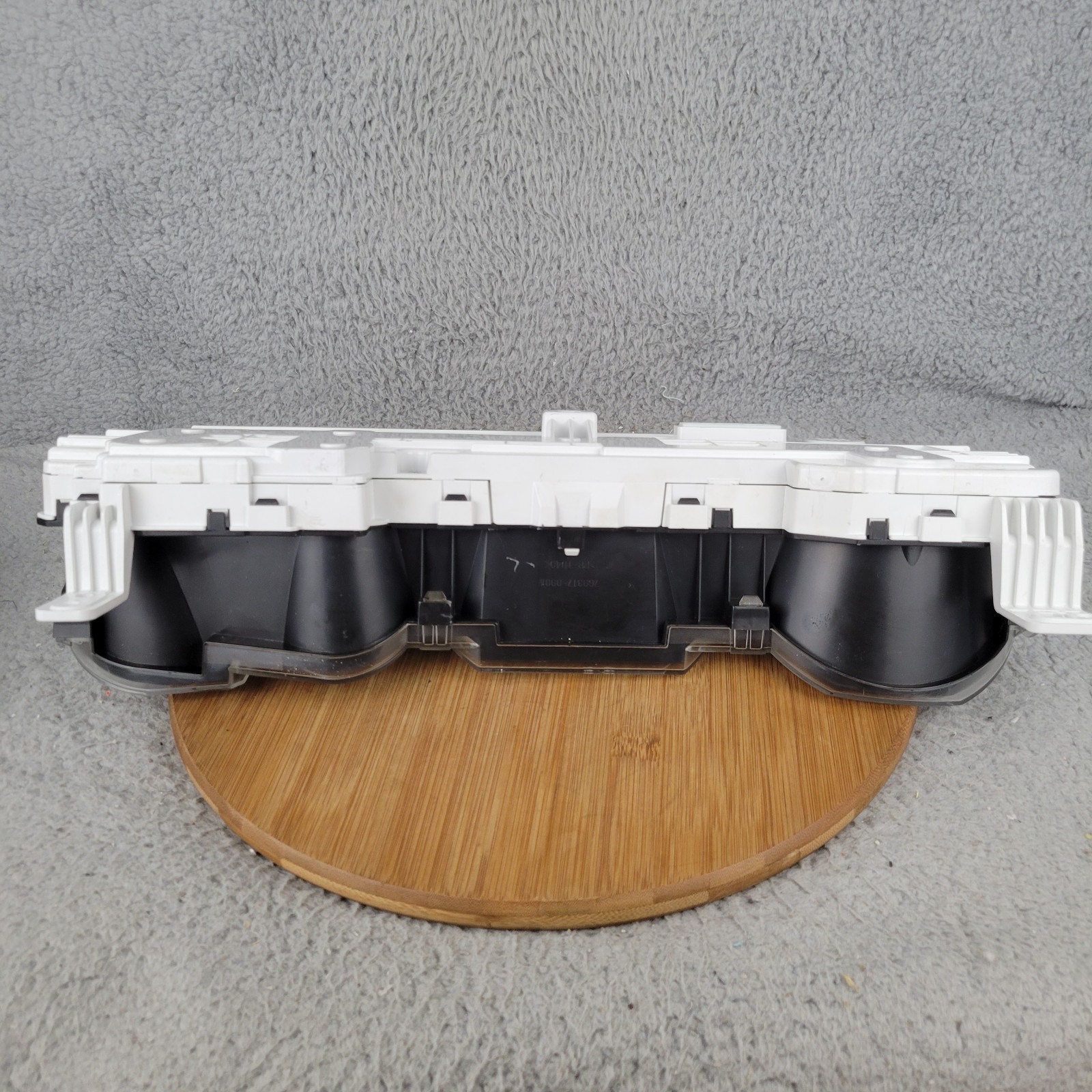 Gauge Cluster Speedometer SR5 5.7L V8 2WD 769166-280A OEM 2008 Toyota Tundra