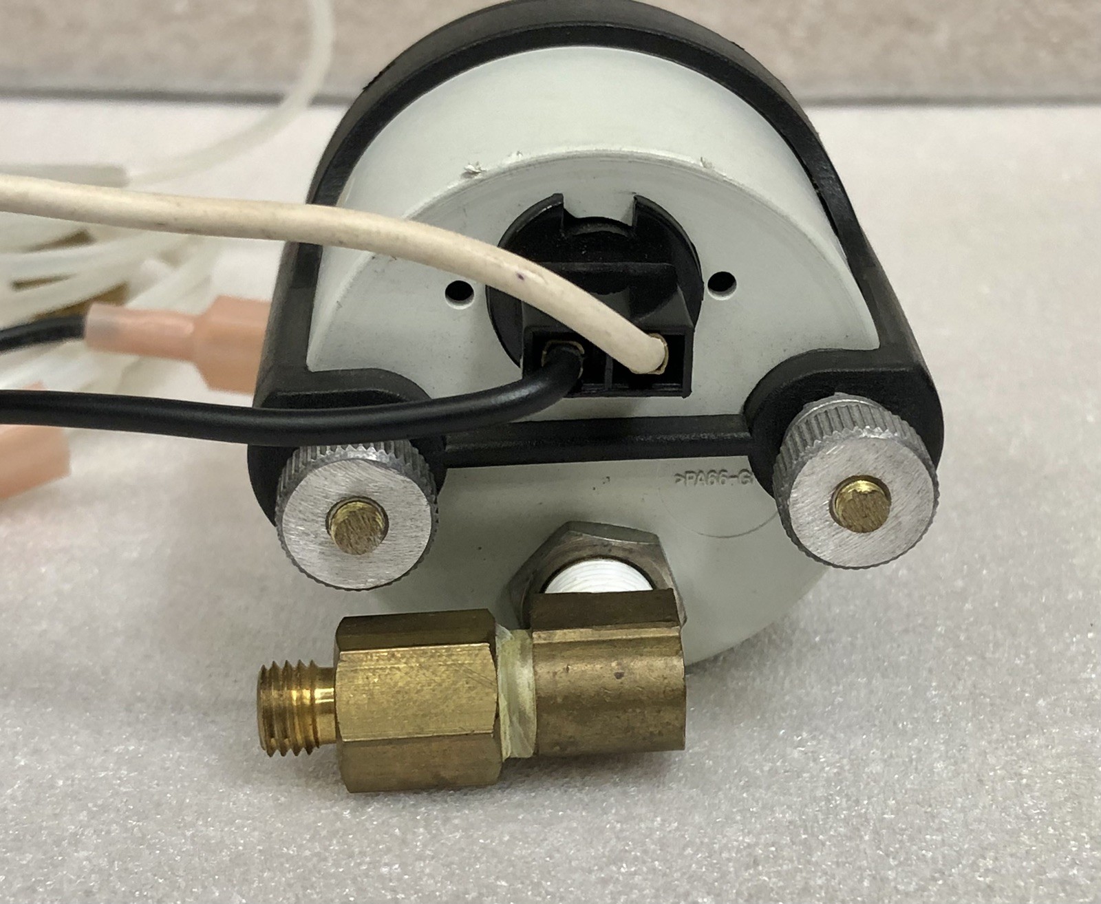 AutoMeter 2601 Z-Series Mechanical Boost/Vacuum Gauge 20 PSI, 2-1/16 in *NOS*