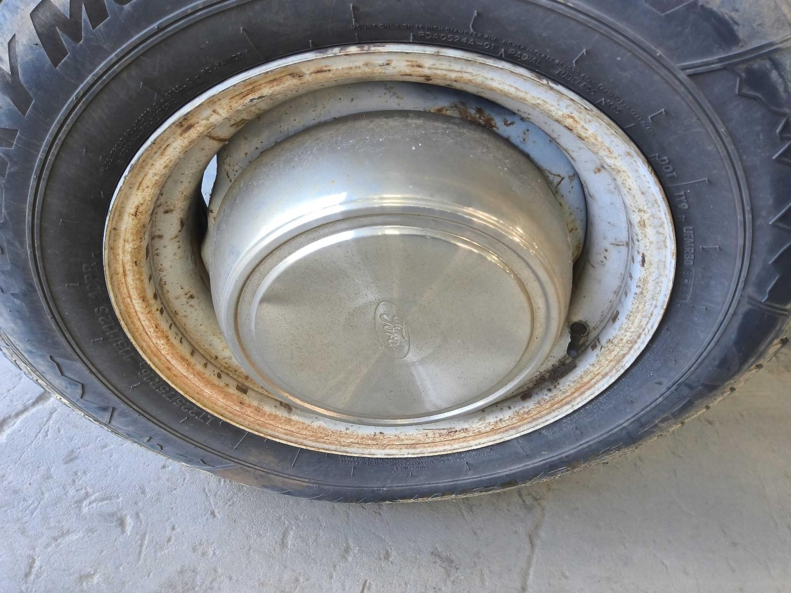 Used Speedometer Gauge fits: 2000 Ford E250 VAN cluster MPH gasoline Regular Van