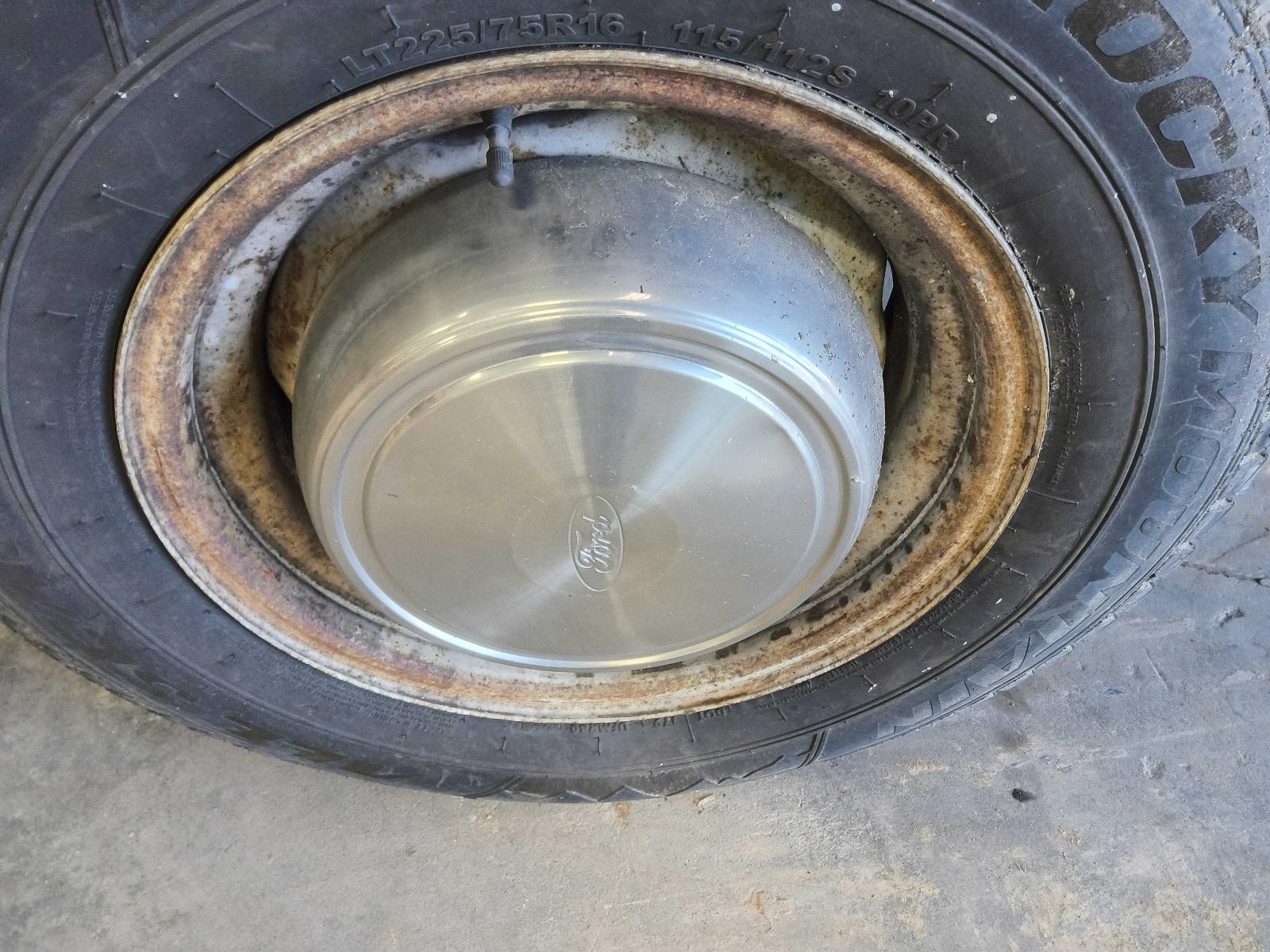 Used Speedometer Gauge fits: 2000 Ford E250 VAN cluster MPH gasoline Regular Van