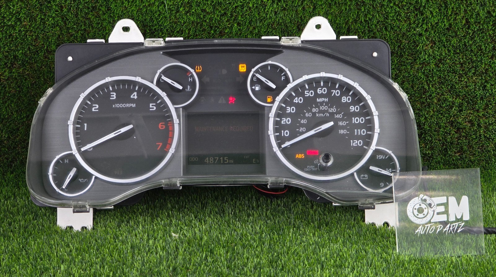 Toyota Tundra 2016-2017 Instrument Cluster Speed meter gauges Oem used