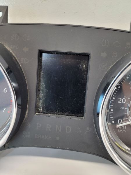 2011 11 CHRYSLER 300 Speedometer Cluster 140 MPH 68037330AF