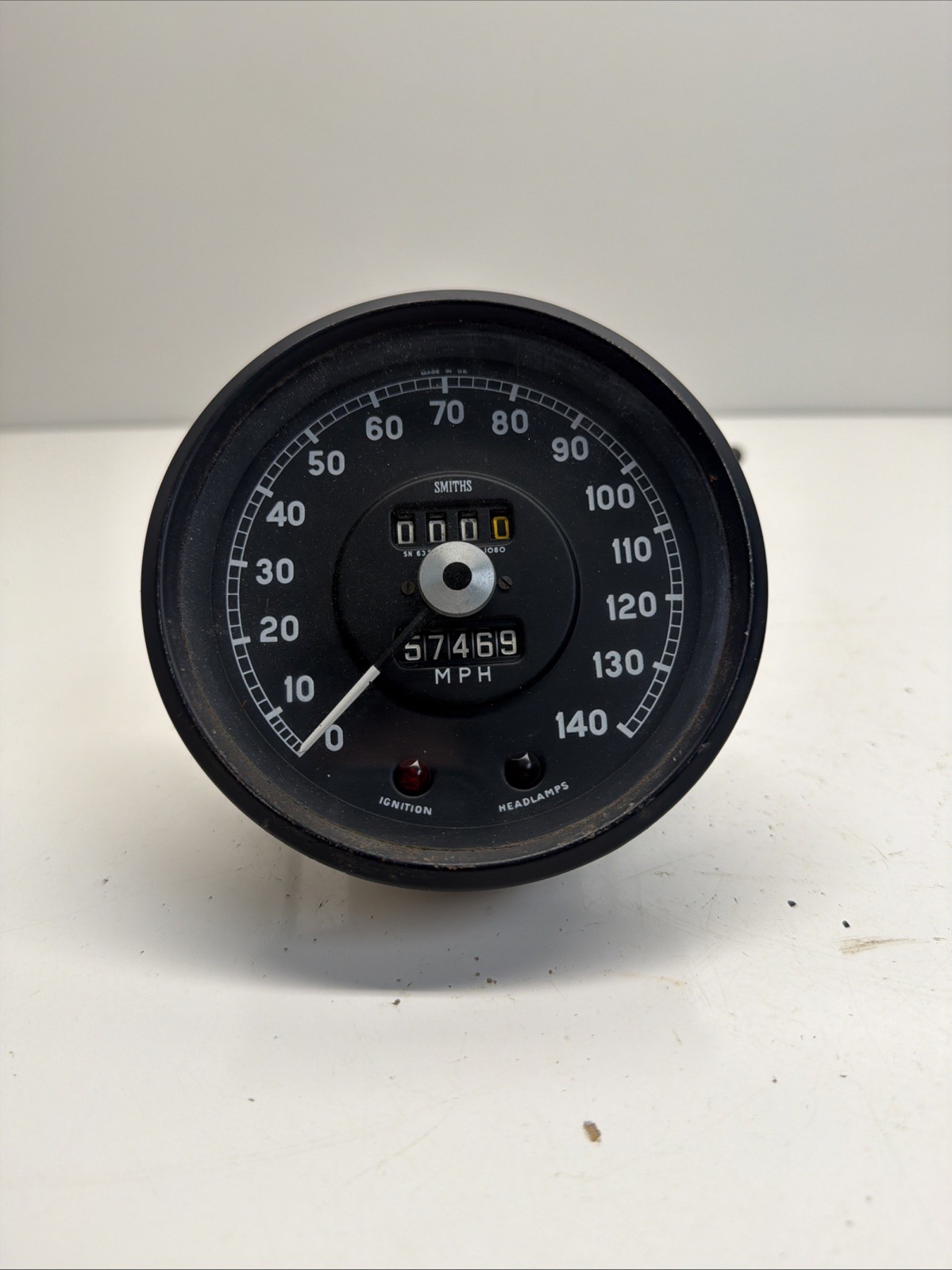 Smiths Speedometer 140MPH Fits Jaguar 420G SN6326/49. 108
