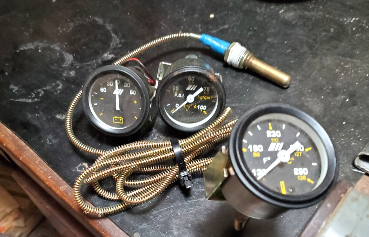 3-Modern Mini Gauges in metal Black W/Oil Pressure,AMPS,Water Pressure Gauges