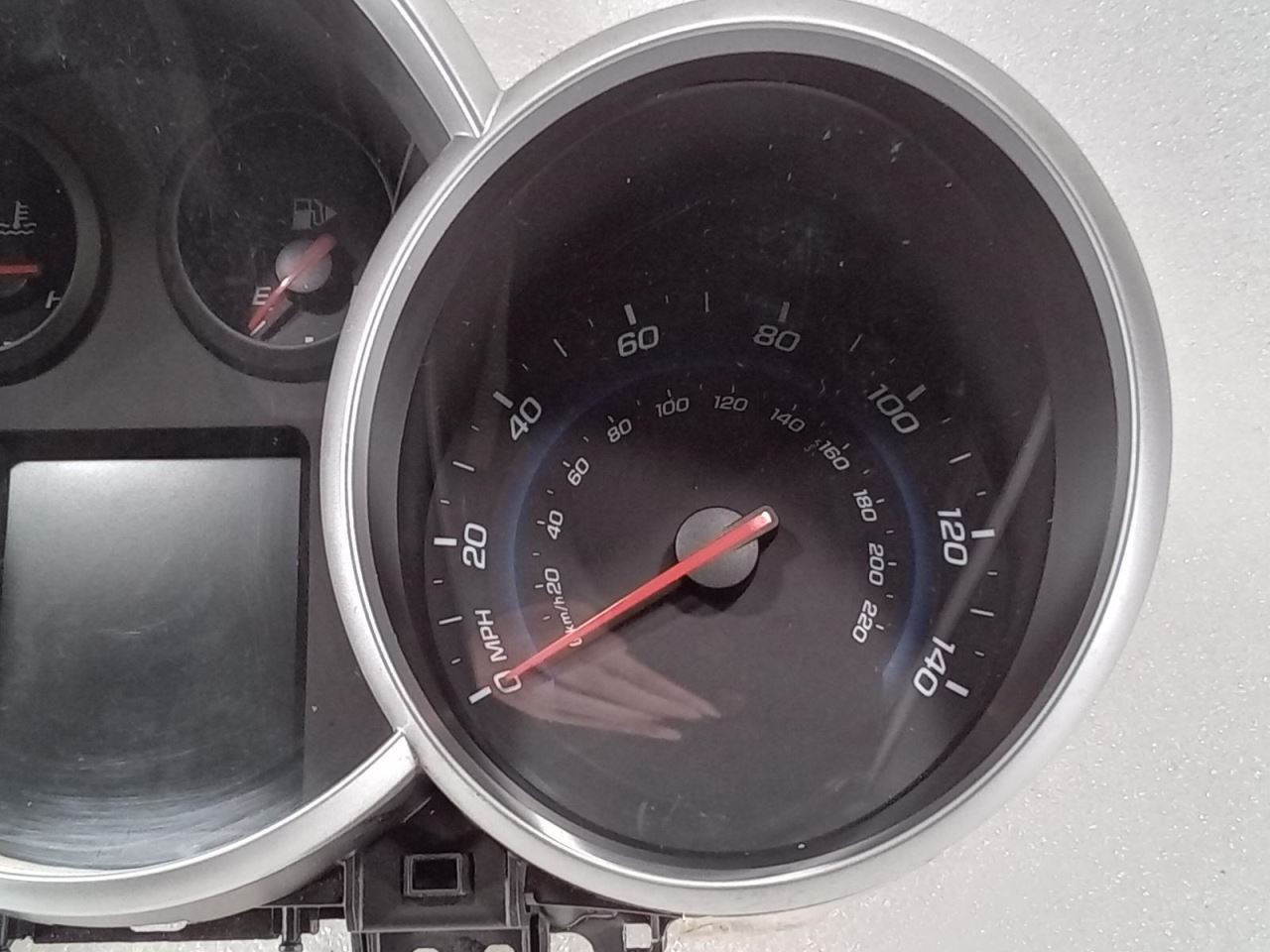 2013-2014 Chevrolet Cruze 7251 Speedometer Gauge Cluster MPH Black 95129378