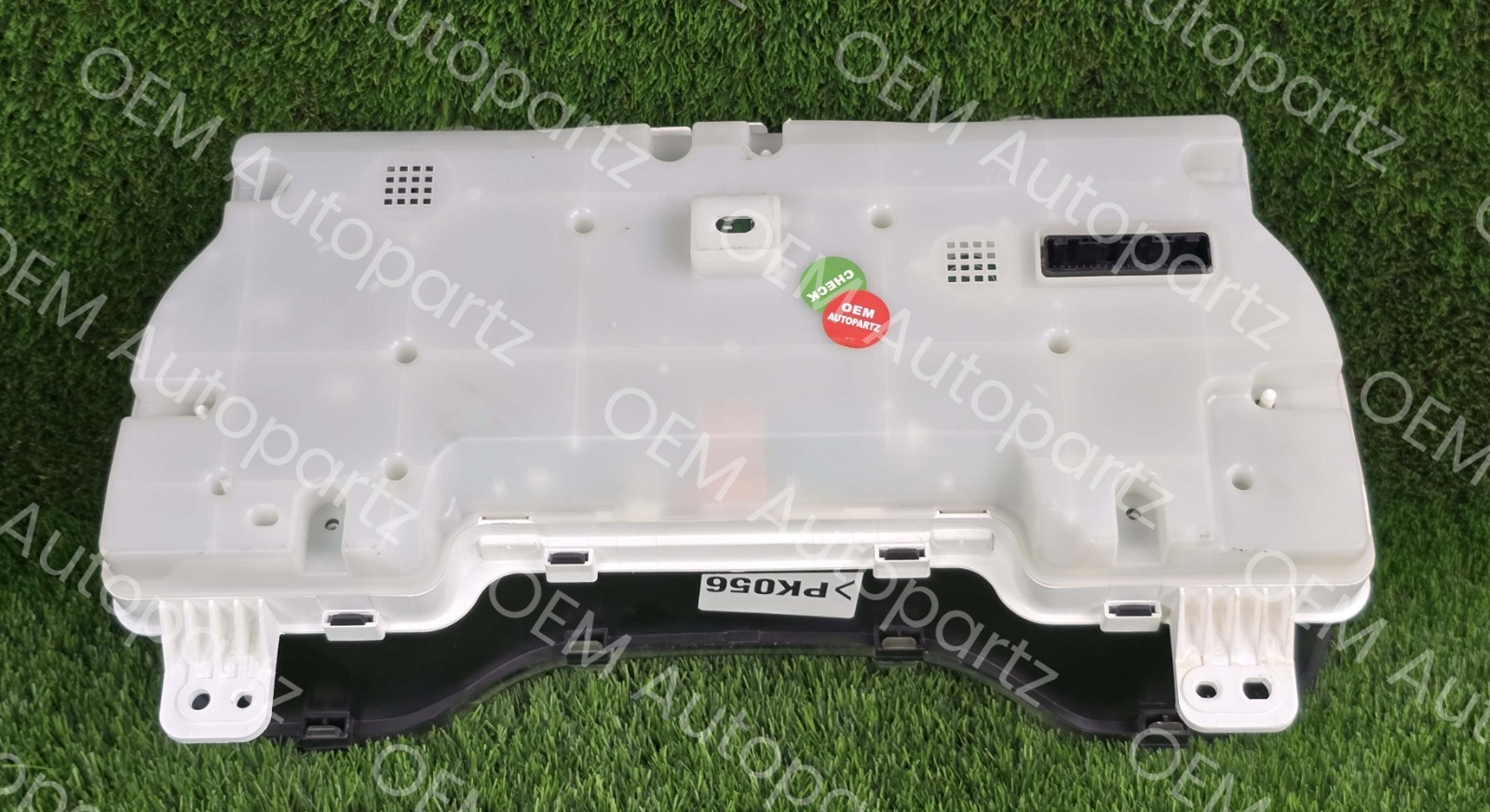 Toyota Tundra 2016-2017 Instrument Cluster Speed meter gauges Oem used