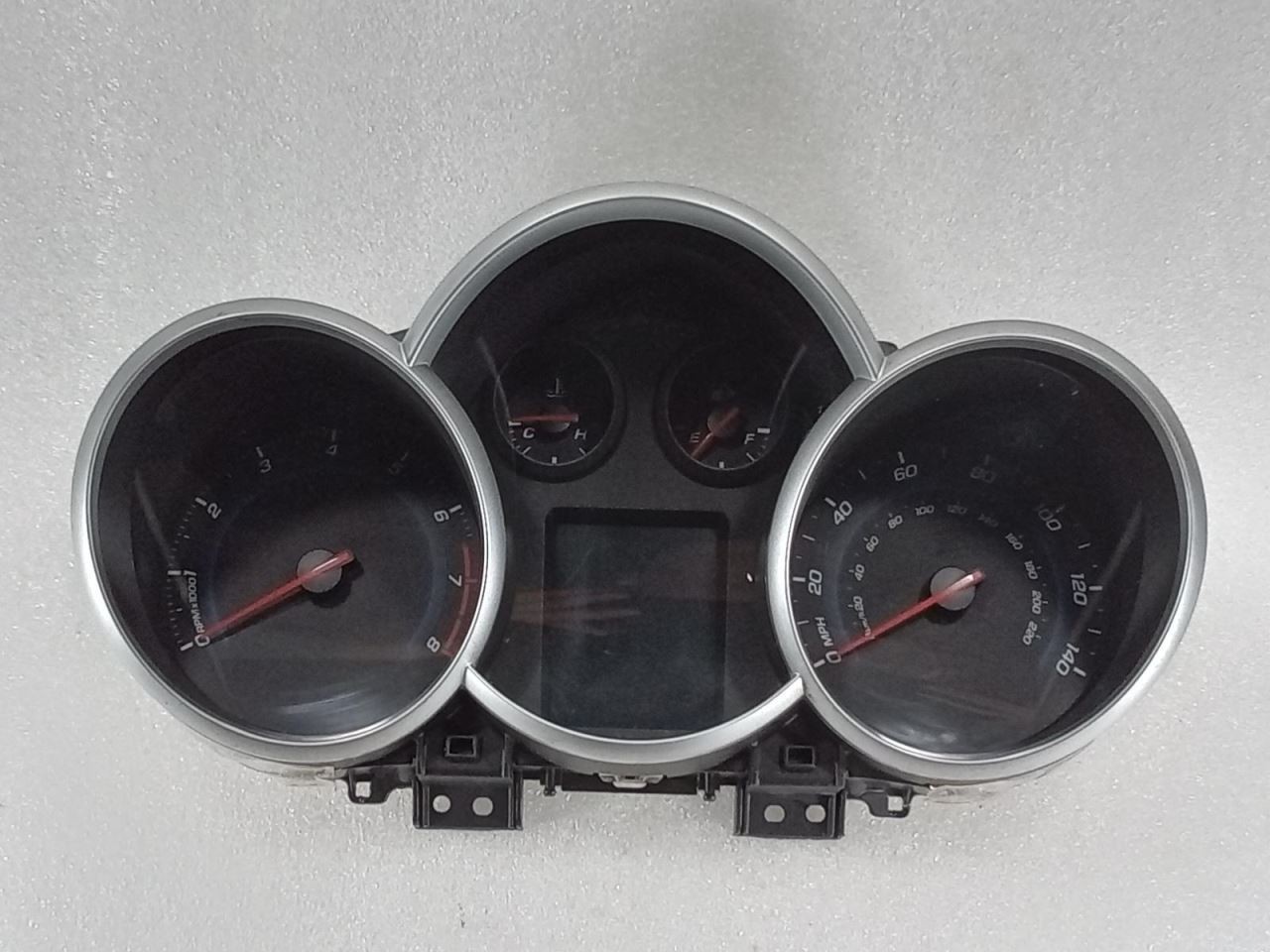 2013-2014 Chevrolet Cruze 7251 Speedometer Gauge Cluster MPH Black 95129378