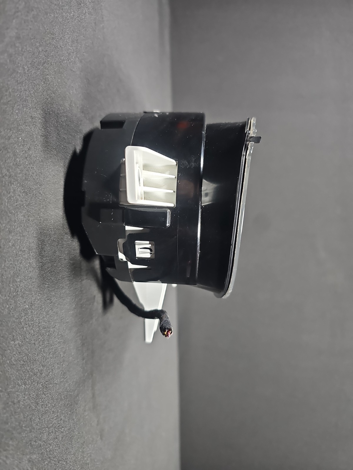 2015 Challenger OE Speedometer Gauge Cluster P# 68223914AD