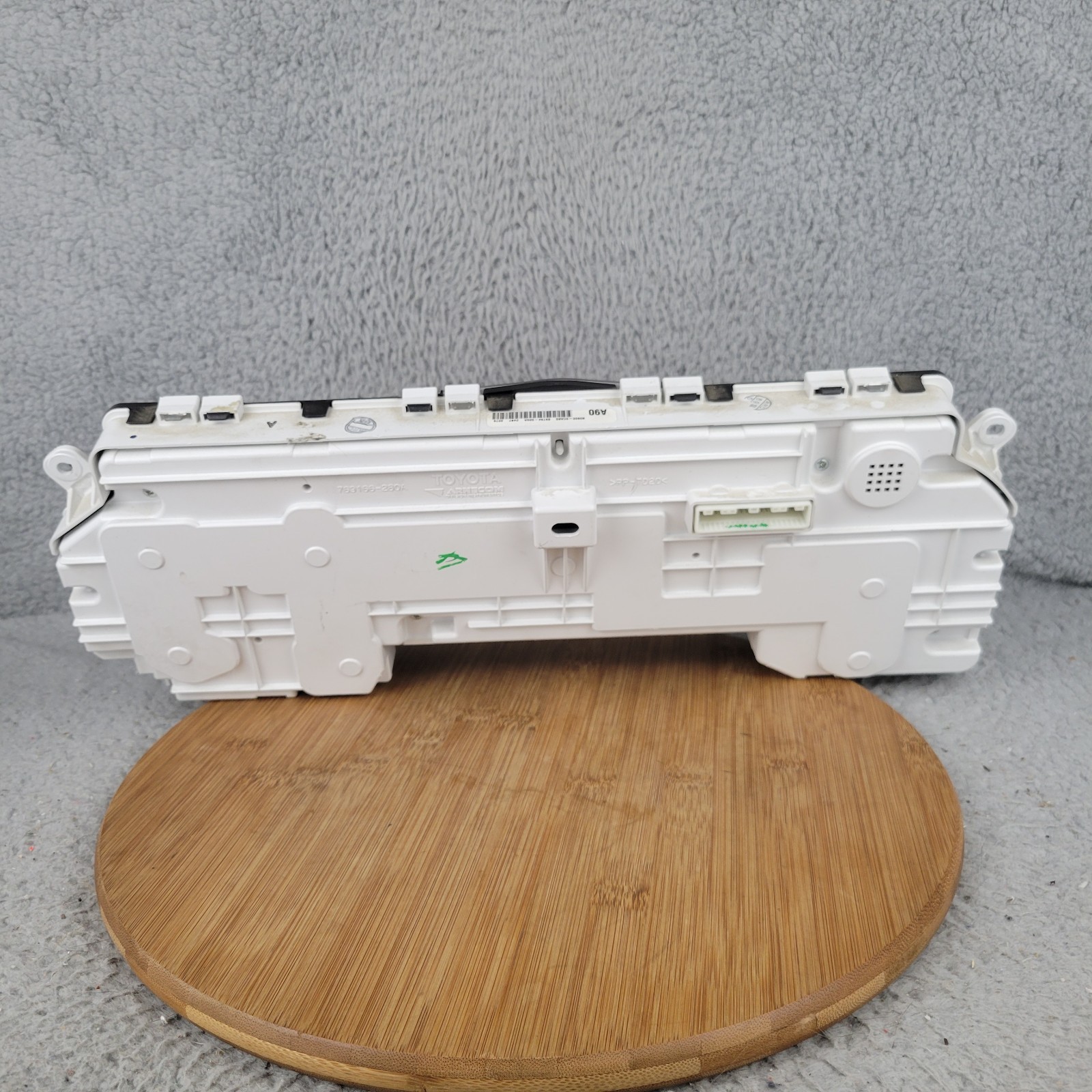 Gauge Cluster Speedometer SR5 5.7L V8 2WD 769166-280A OEM 2008 Toyota Tundra