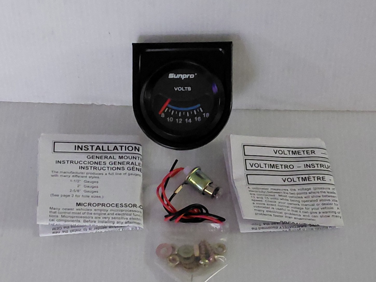 Sunpro 2″ Voltmeter Black / Black Bezel New CP7985 8-18V