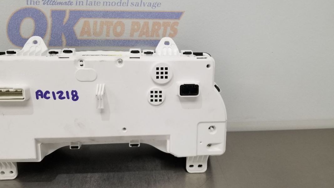 21 TOYOTA TUNDRA SR5 SPEEDOMETER INSTRUMENT GAUGE CLUSTER 5.7L 838000CU41