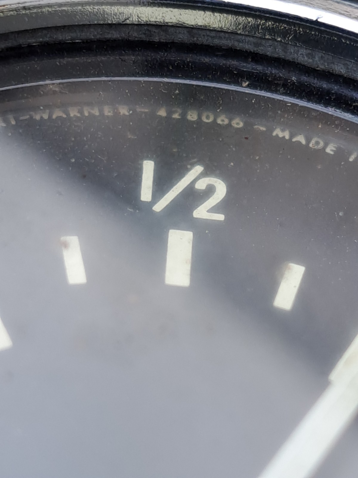 Vintage STEWART WARNER 6V Electric FUEL GAS Gauge, VW Bug, Hot Rat Rod #428066