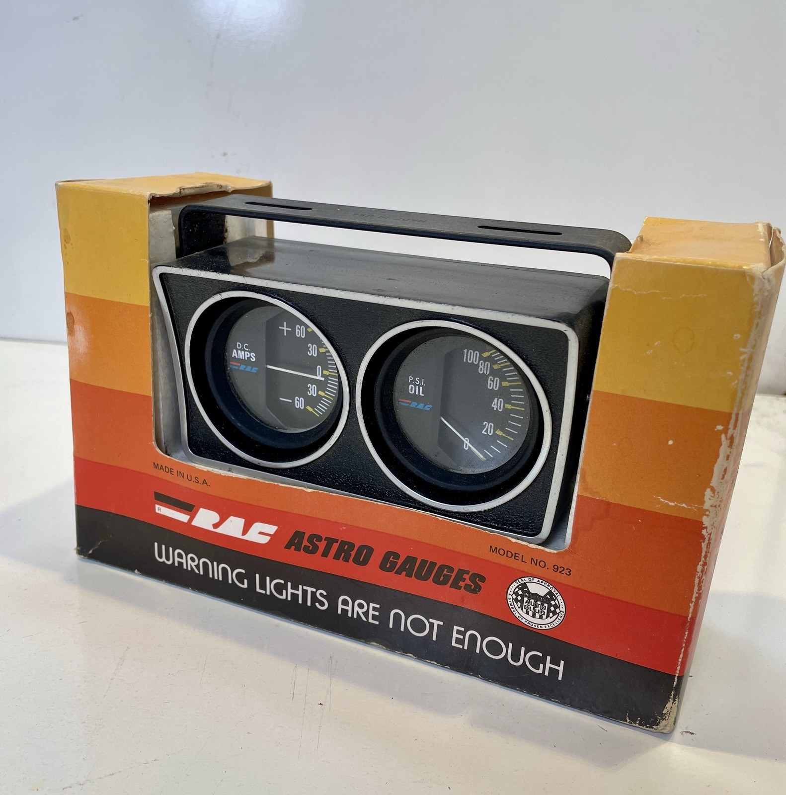 Vintage 1970’s RAC 2 Gauge Pod Oil Pressure Ammeter Amp NOS MODEL #923 OPEN BOX