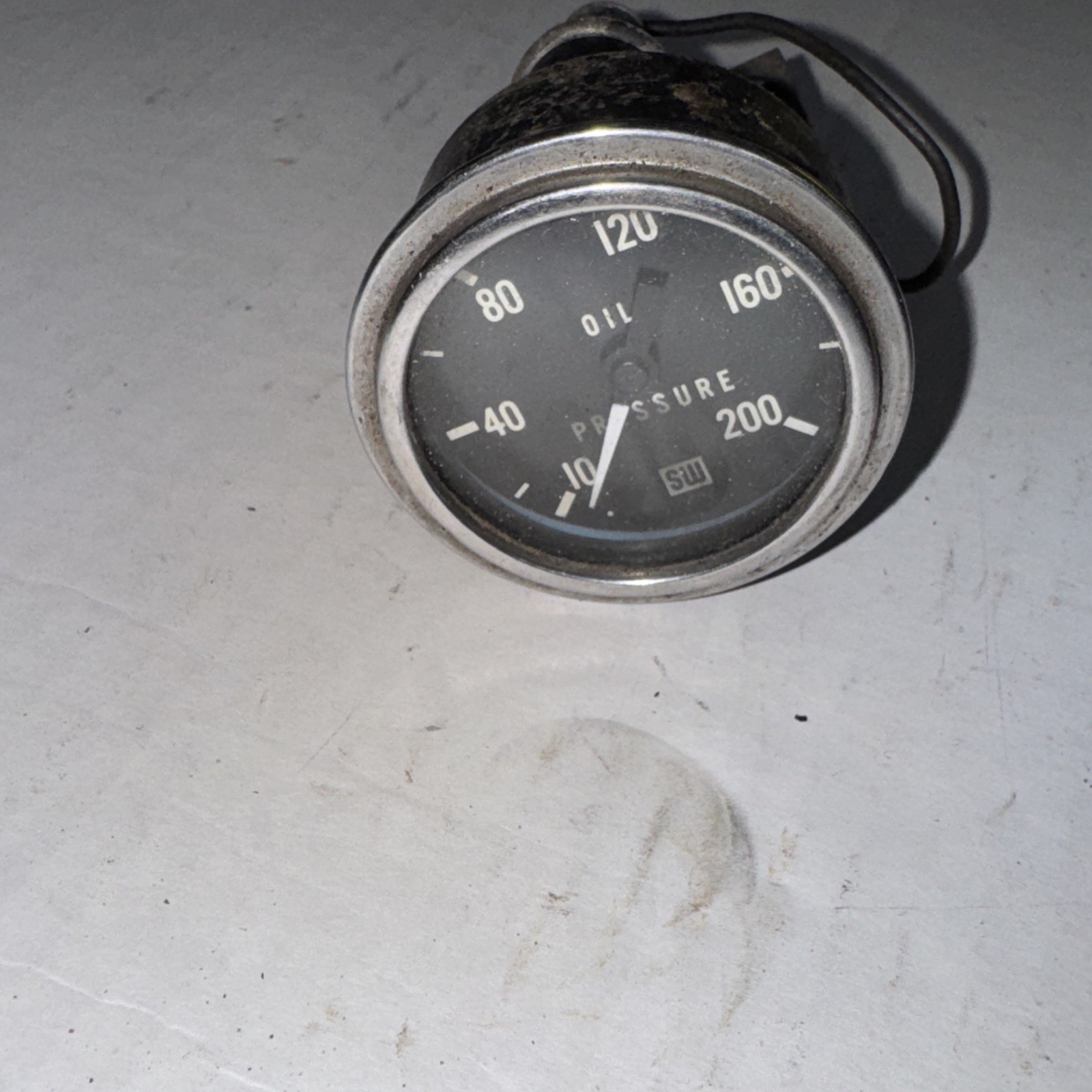 Stewart Warner Vintage SW 2 1/8” 200 lb Oil Pressure Gauge W/light Untested