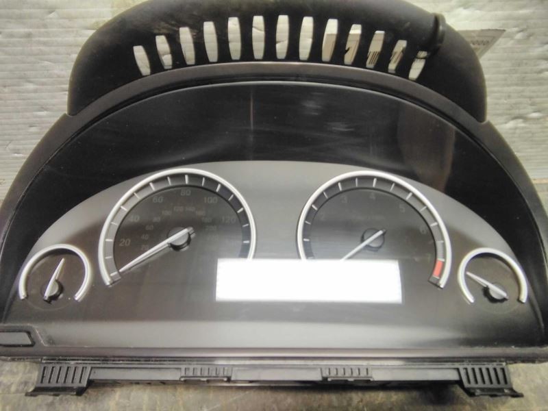 Speedometer Cluster Analog MPH Fits 14-18 BMW X5 1528546