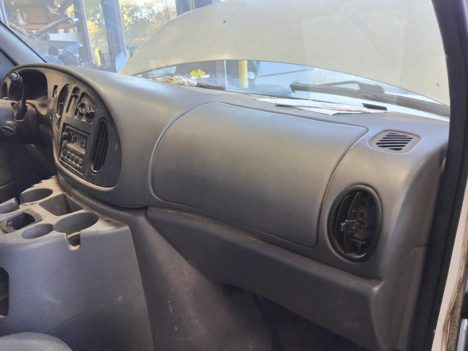 Used Speedometer Gauge fits: 2000 Ford E250 VAN cluster MPH gasoline Regular Van