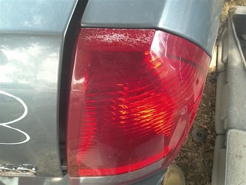 Speedometer Cluster 140 MPH With Information Center Fits 06 300 56044939AH