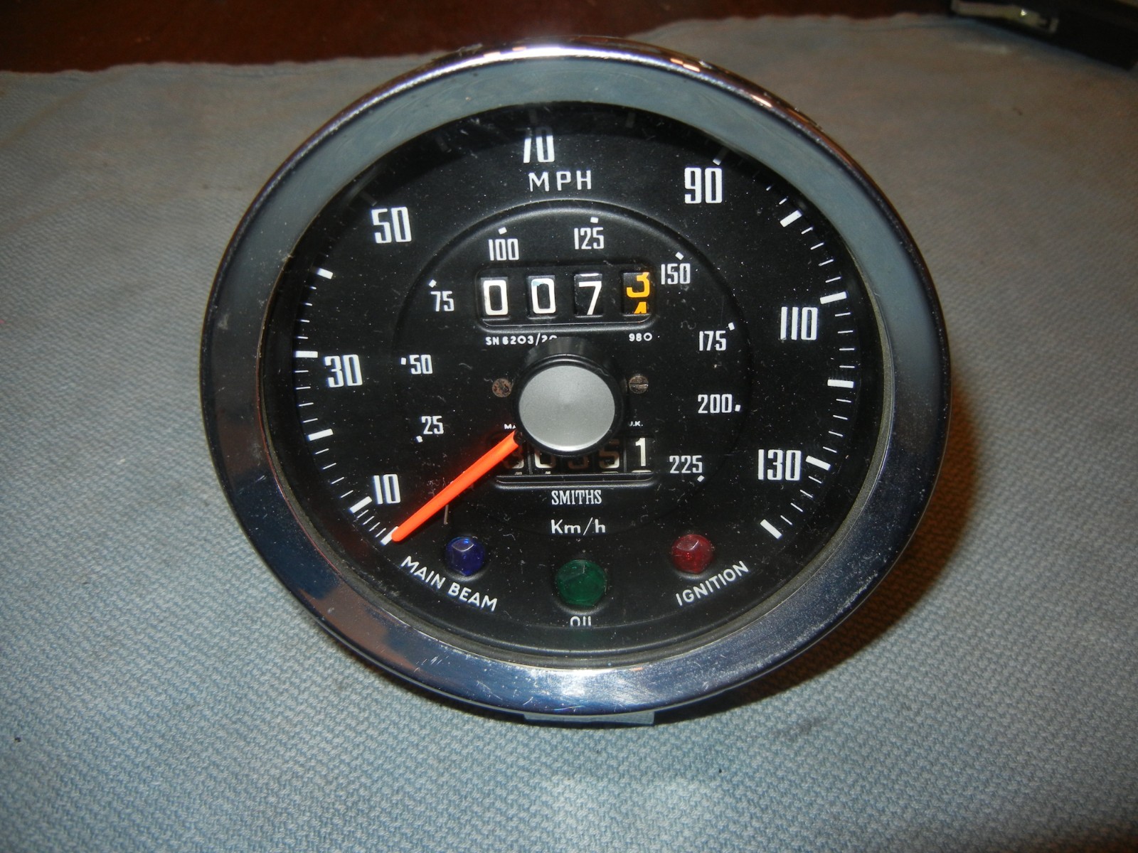 Triumph GT-6 Smiths 140 MPH Speedometer SN 6203/20 980 J2