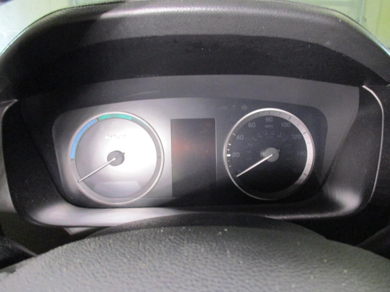 Hyundai SONATA 2016-2017 Speedometer VIN 1 8th Digit 94011E6201 0801