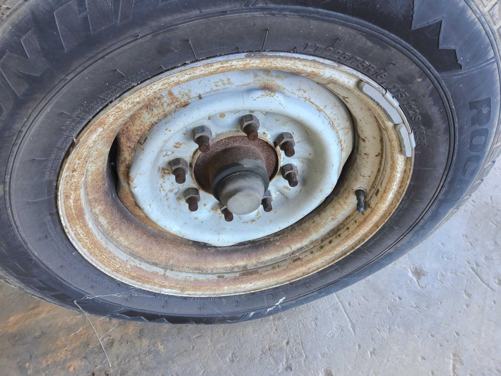 Used Speedometer Gauge fits: 2000 Ford E250 VAN cluster MPH gasoline Regular Van