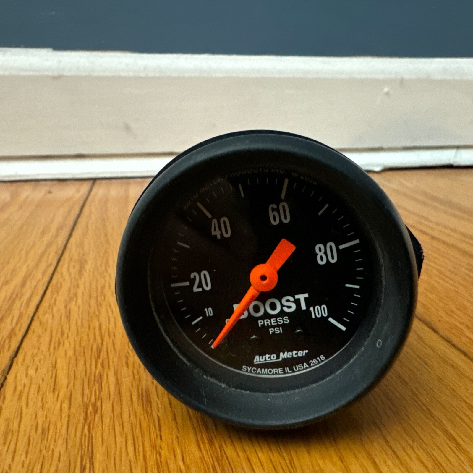 AutoMeter 2618 Z-Series Mechanical Boost Gauge