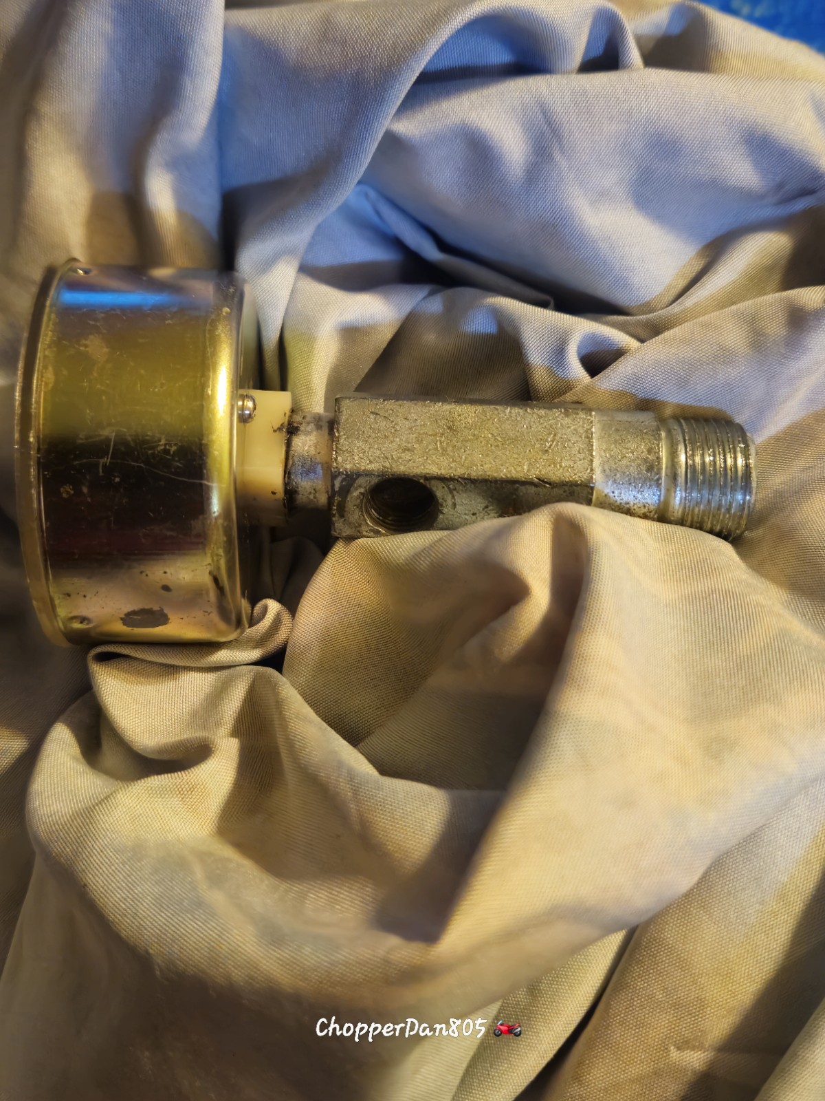 Vintage Analog Air Pressure Gauge 0-200 PSI & 0-14 kg/cm² Mechanical Dial
