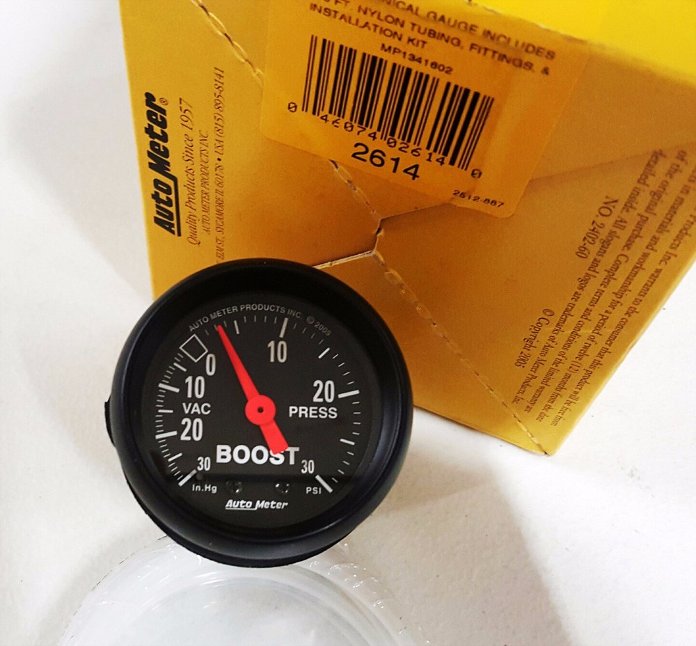 Auto Meter 2614 Z-Series Mechanical 30 Psi Boost / Vacuum Gauge 2 1/16″