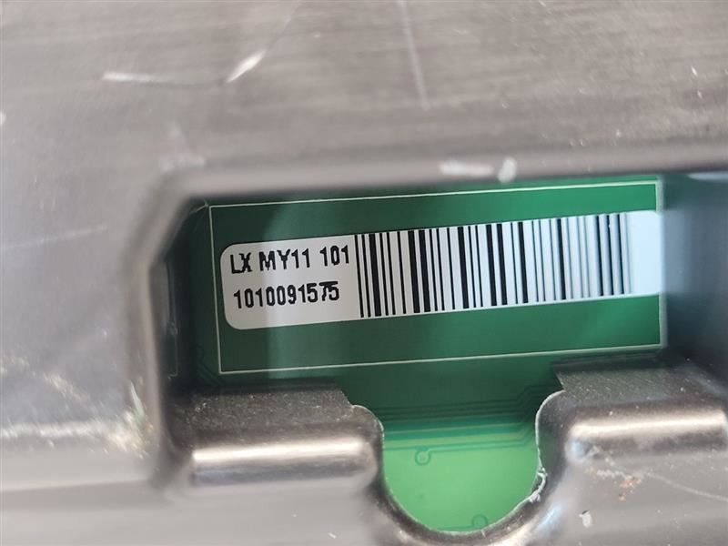 2011 11 CHRYSLER 300 Speedometer Cluster 140 MPH 68037330AF
