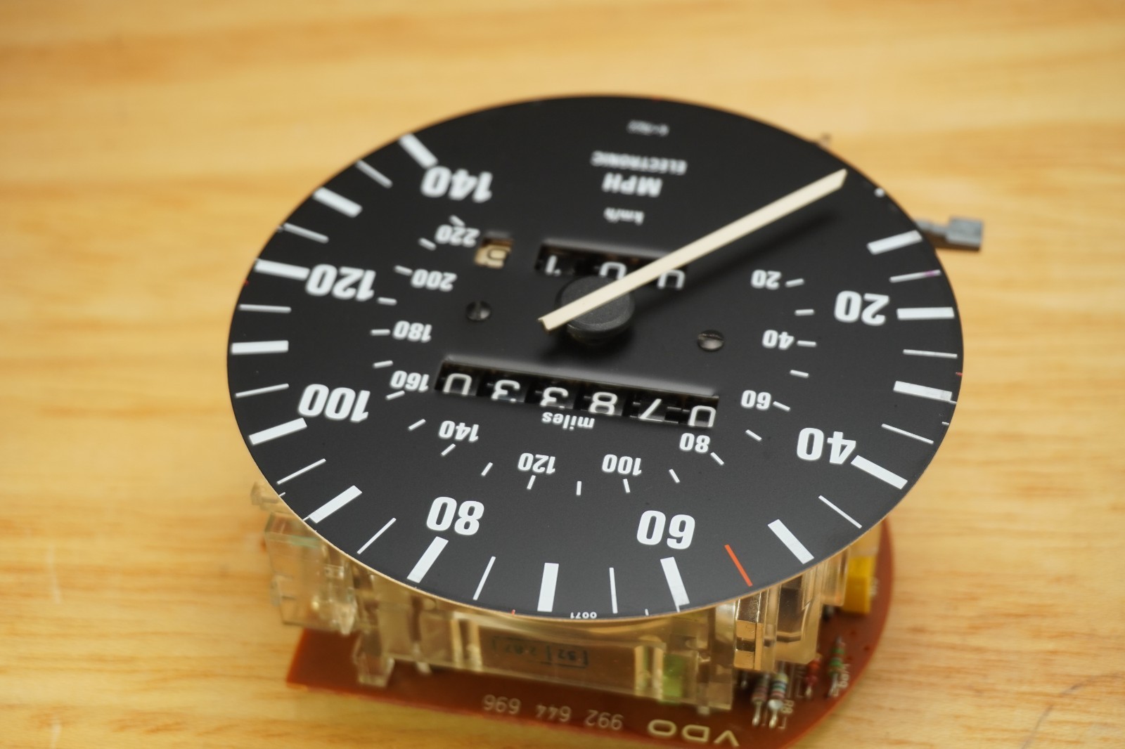 Genuine BMW E28 528e / 524td Speedometer Speedo Gauge 140mph 62121377678