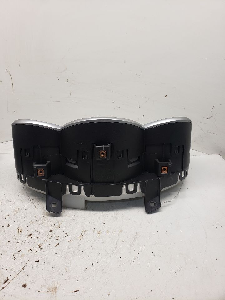 Used Speedometer Gauge fits: 2014 Chevrolet Cruze MPH US market w/black cluster