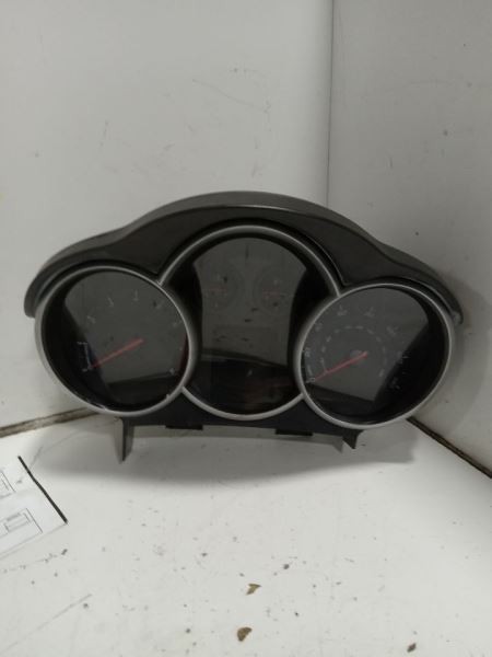 2013-2014 Chevrolet Cruze Speedometer MPH US Market With Black OEM 699941