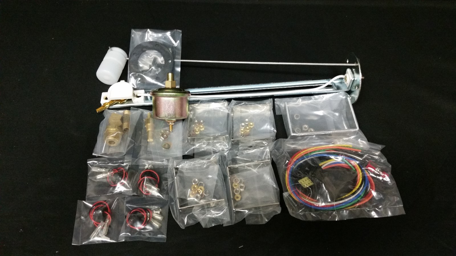 5 GAUGE UNIVERSAL STRAIGHT DASH CLUSTER GOLD