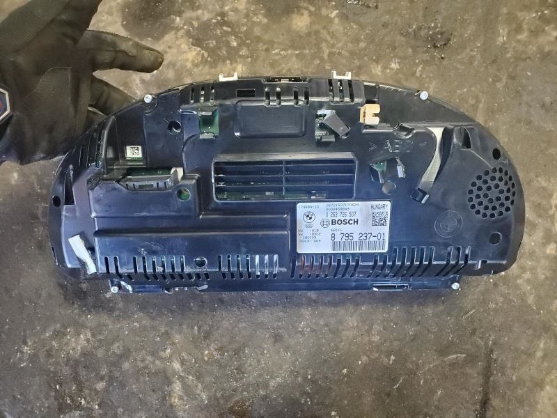 Speedometer Cluster Analog MPH Fits 14-18 BMW X5 1839031