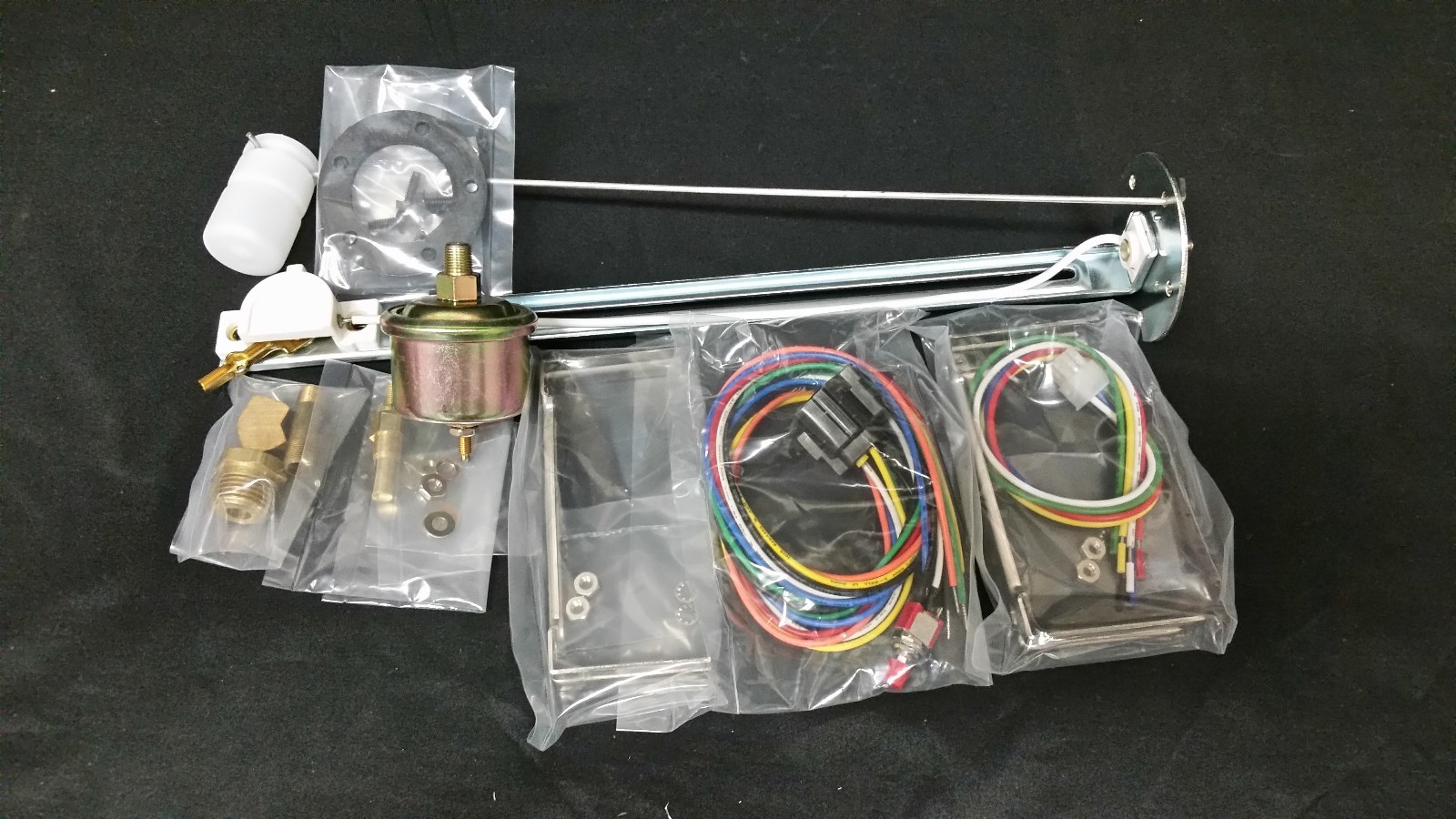 White Gauge 5 ” quad set with programmable speedo STREET ROD HOT ROD, UNIVERSAL
