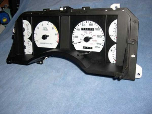 White Face Gauges for 1990-1993 Ford Mustang 140 MPH