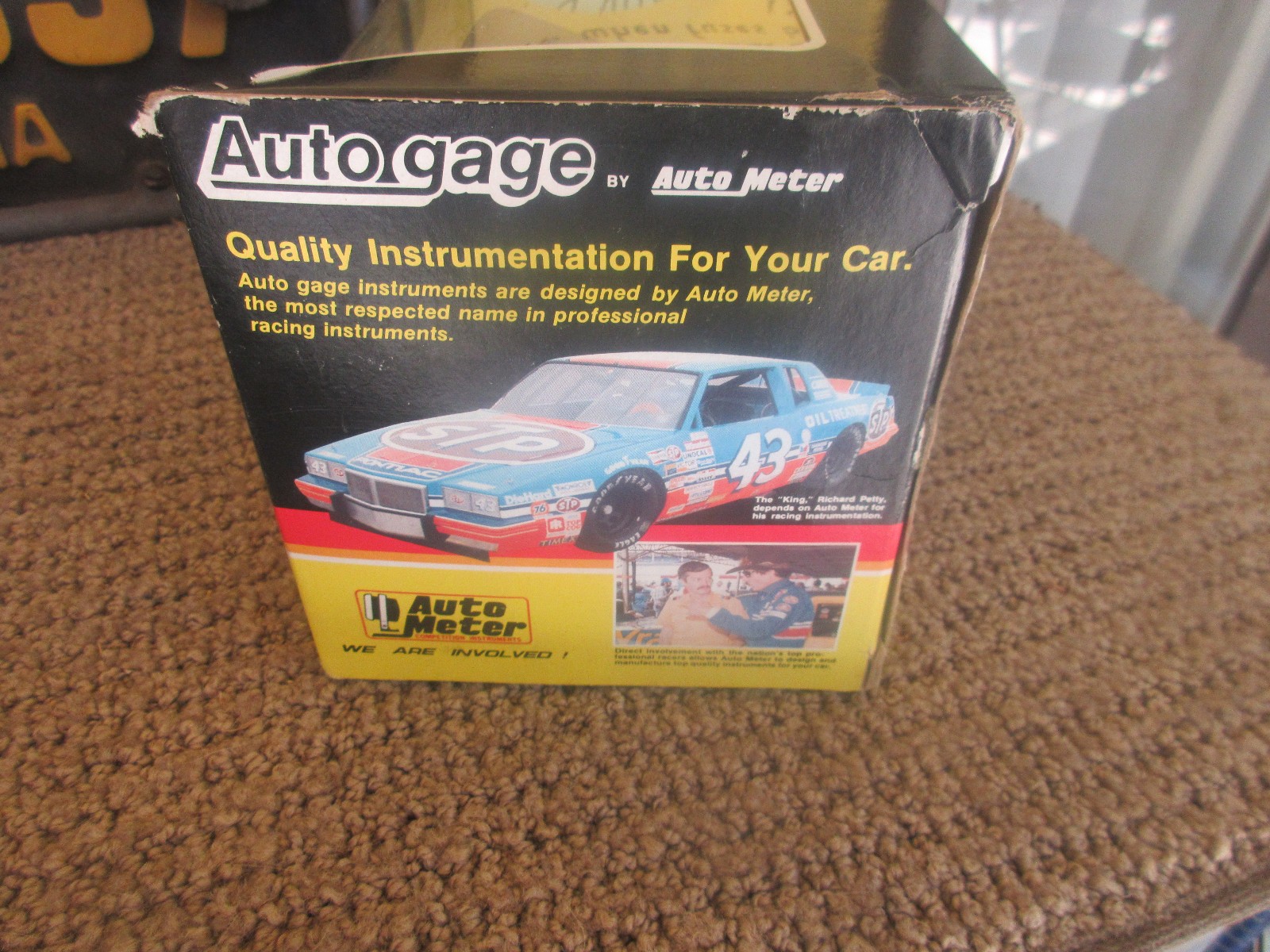 AUTO-METER AUTO GAUGE TACHOMETER 2306 – 2 3/4″ ELECTRONIC TACHOMETER – SEALED