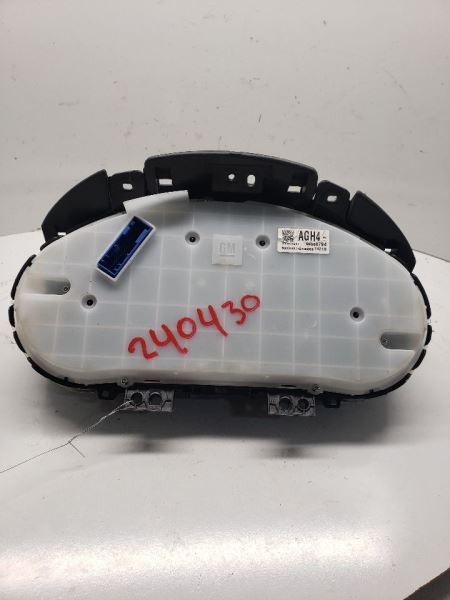 2013-2014 Chevrolet Cruze Speedometer MPH US Market With Black OEM 1084389