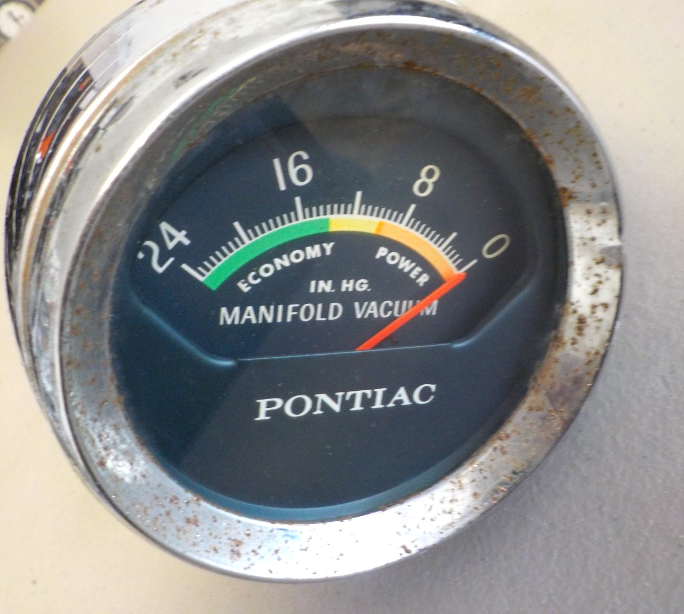 1964-67 Pontiac Manifold Console Mounted Vacuum Gauge Chrome Housing- SHIPS FREE